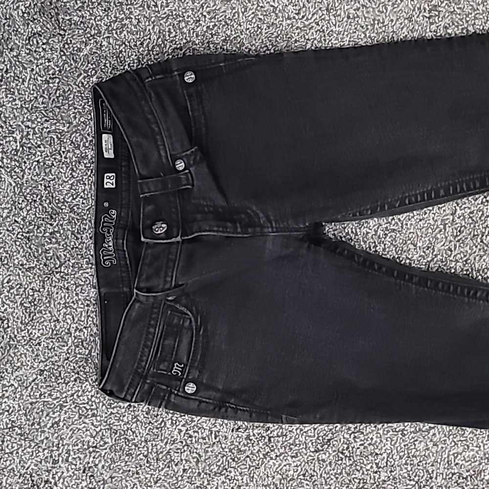 Classic Black Women's Jeans - Picture 2 of 4